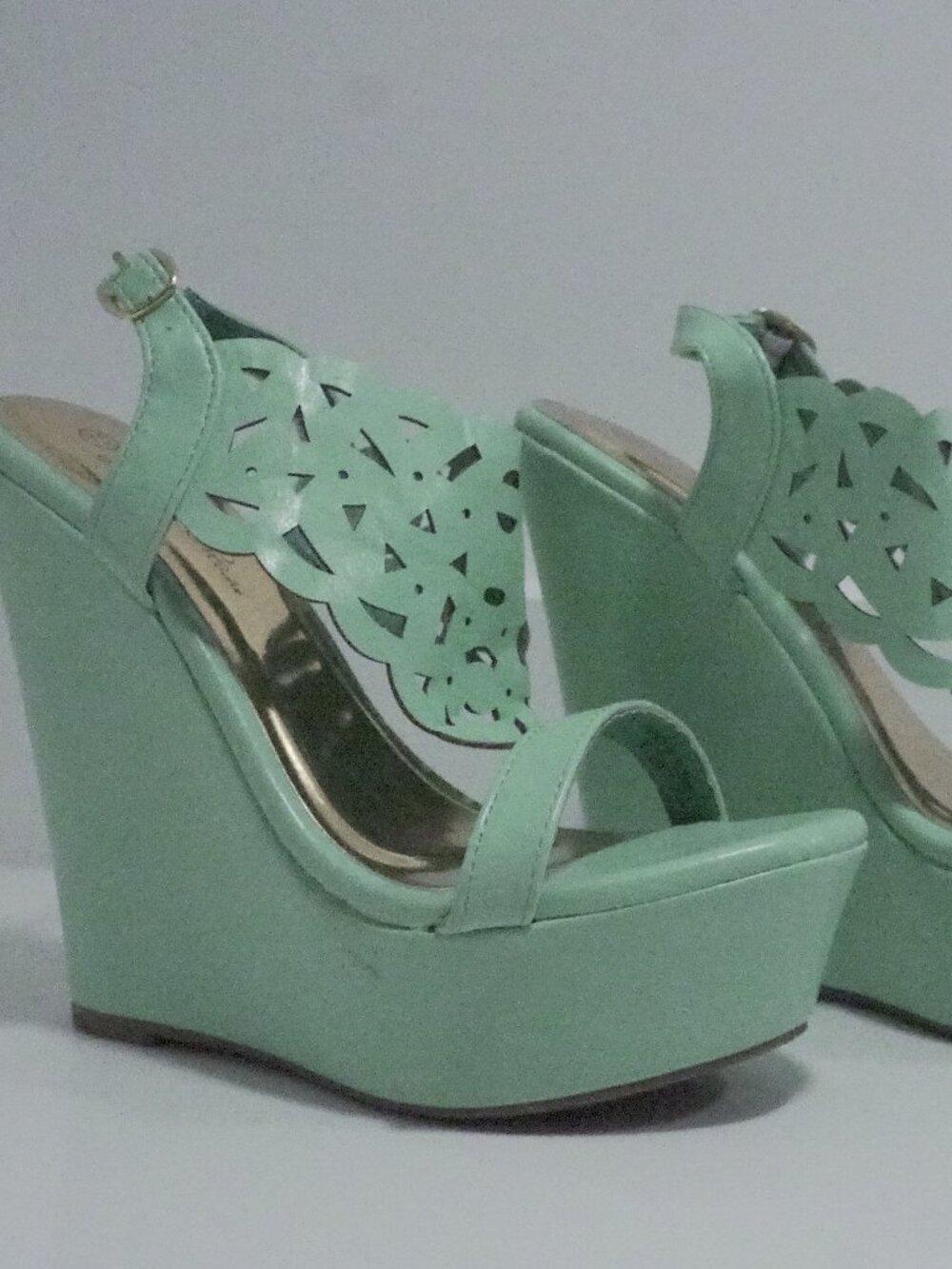 turquoise platforms
